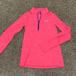 Coral/pink Long sleeved zip pullover.